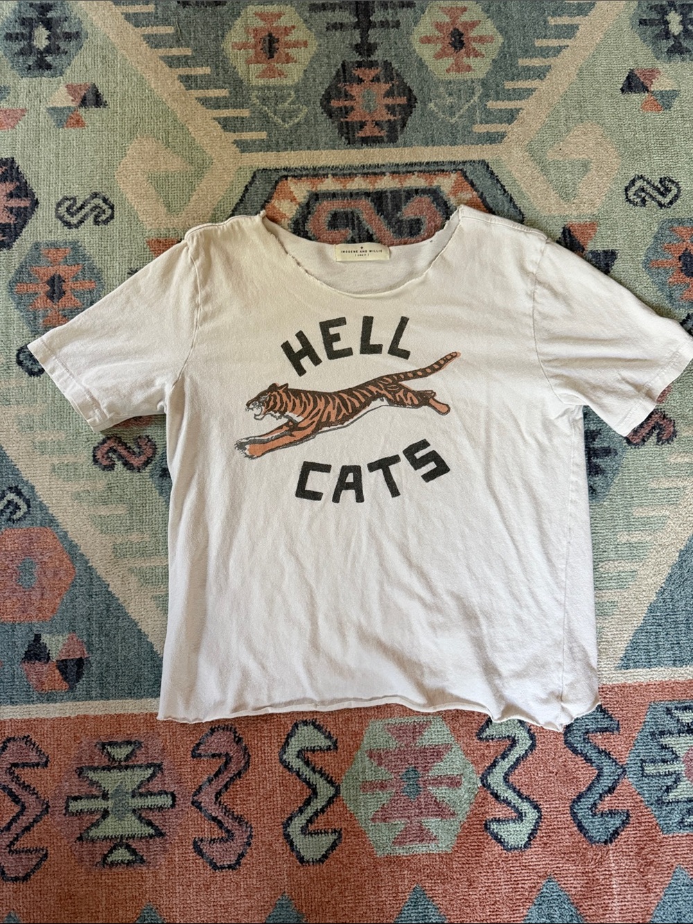 Imogene + Willie Hell Cats t shirt size S